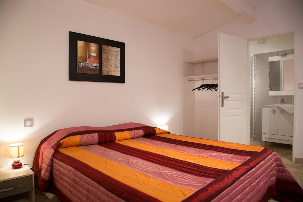 Appartements " Le Clos De La Cerisaie" كاستيون-دو-غارد المظهر الخارجي الصورة