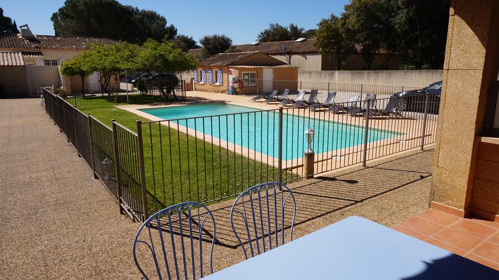 Appartements " Le Clos De La Cerisaie" كاستيون-دو-غارد المظهر الخارجي الصورة