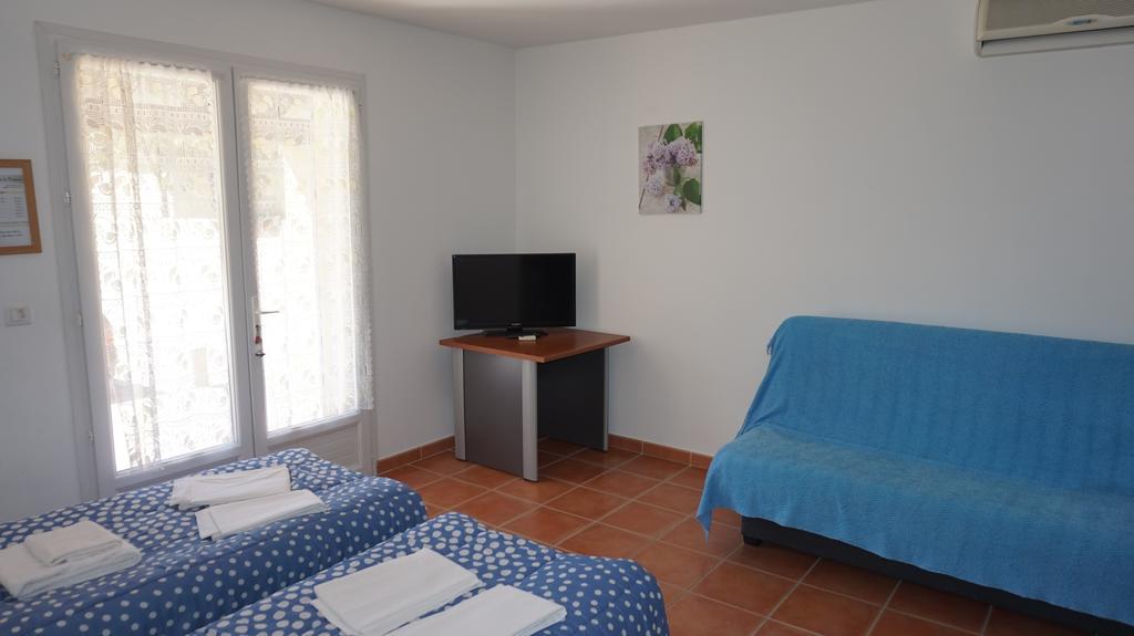 Appartements " Le Clos De La Cerisaie" كاستيون-دو-غارد المظهر الخارجي الصورة