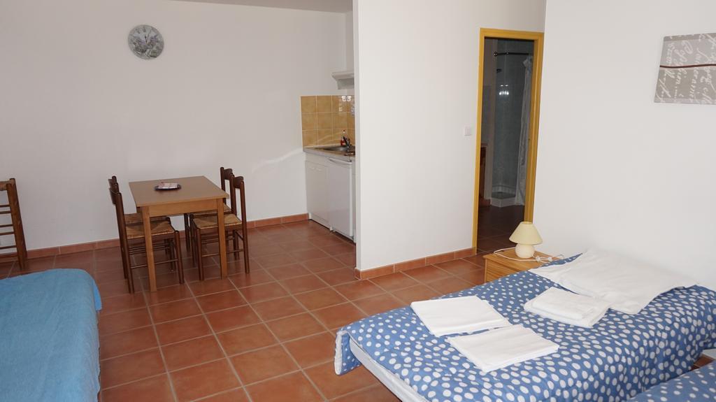 Appartements " Le Clos De La Cerisaie" كاستيون-دو-غارد المظهر الخارجي الصورة